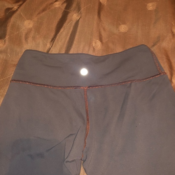 Lululemon pants Orange and gray reversible - Picture 4 of 5